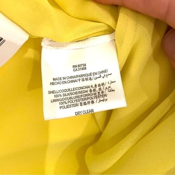 BCBGMaxazria 100% Silk Pull On Mini Skirt in LimeYellow - Picture 4 of 4